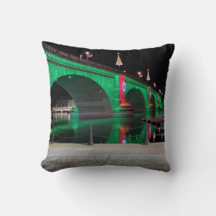 Coussin Le pont de Londres, le lac Havasu, Az.