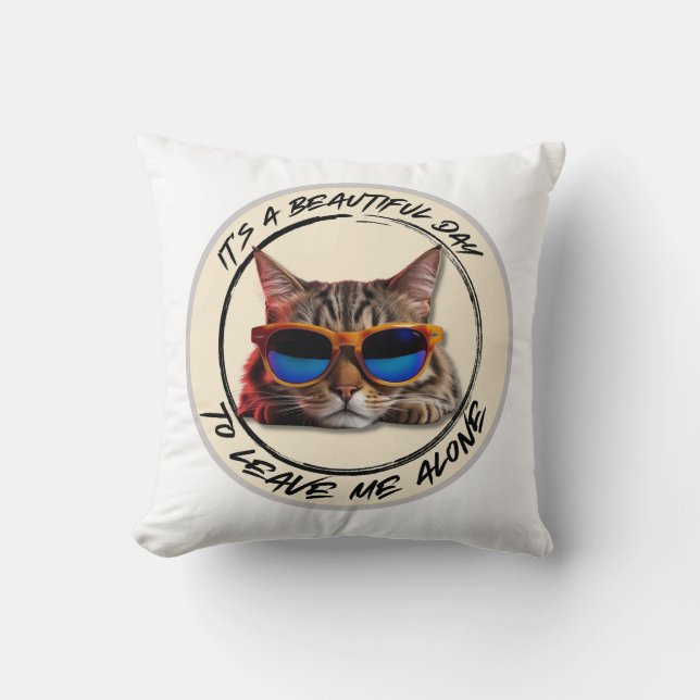 Coussin Leave Me Alone (Recto)