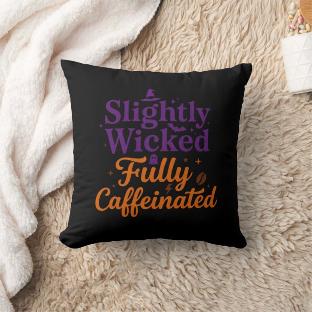 Coussin Légèrement méchant, entièrement caféiné (Couverture)