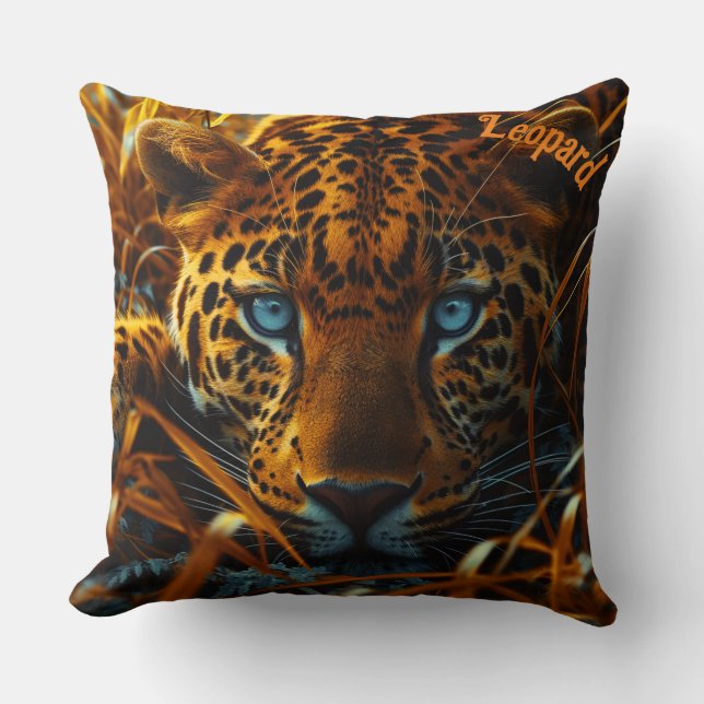 Coussin Léopard aux yeux bleus  (Recto)