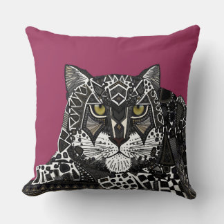 Coussin léopard des neiges rose