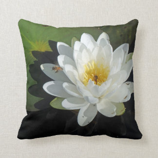 Coussin Les abeilles de miel sur la Lily de l'eau