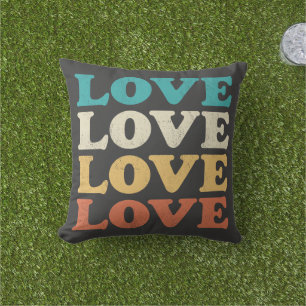 Coussin les années 70 Love Retro Distressed Type de répéti