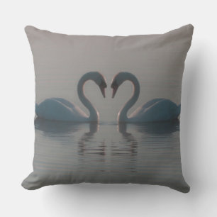 Coussin Les cygnes bleus doivent être amoureux