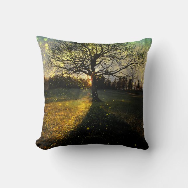 Coussin Les lucioles magiques paysage onirique (Recto)
