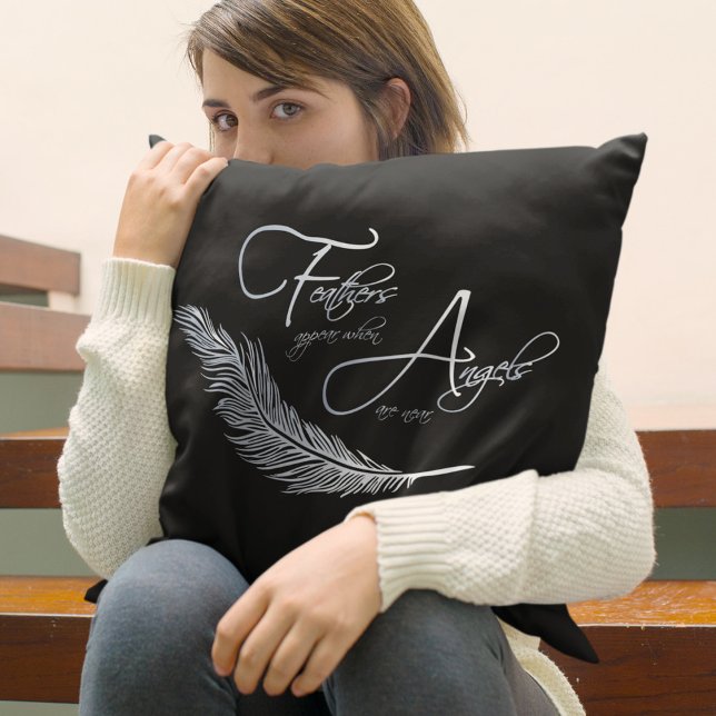 Coussin Les Plumes Apparaissent Lorsque Les Anges Sont Prè (Créateur téléchargé)