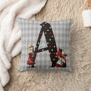 Coussin Lettre A de la Reine des Coeurs et Alice de Wonder