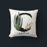 Coussin Lettre boho C Monogramme Aquarelle tropicale Cactu<br><div class="desc">Coussin monogramme C de lettre personnalisable avec cactus aquarelle,  feuilles faux feuille d'or et accents de brosse d'aquarelle noire. Personnalisez ce coussin de monogramme tropical en ajoutant votre nom ou d'autres détails. Ce coussin monogrammé de lettre C boho sera parfait comme cadeau. D'autres lettres sont disponibles.</div>