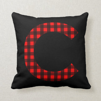 Coussin Lettre C Plantation de buffles rouges et noirs