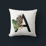 Coussin LETTRE Feuille Tropicale Faux Gold Foil A Monogram<br><div class="desc">LETTRE Feuille Tropicale Faux Gold Foil A Coussin Monogramme | Boho coussin monogramme avec feuilles tropicaux aquarelle avec faux accent de feuille d'or. Ce coussin tropical est parfait pour l'été. Cette conception est disponible dans d'autres éléments.</div>