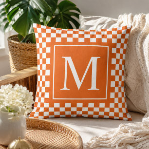 Coussin Lettre initiale personnalisée orange à carreaux