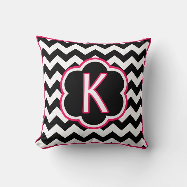 Coussin Lettre K Monogramme Chevron noir et blanc (Recto)