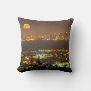 Coussin Lever de lune sur la ligne d'horizon de San Diego