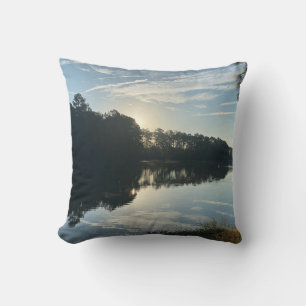 Coussin Lever de soleil sur un lac de Géorgie