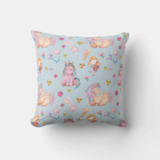 Coussin Licorne et aquarelle florale de conte de fées past