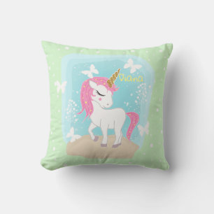 Coussin Licorne mignonne avec papillons.