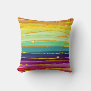 Coussin Lignes arc-en-ciel : composition de luxe abstraite