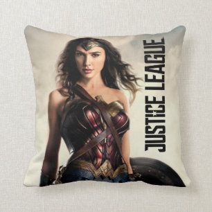 Coussin Ligue de Justice   Wonder Woman Sur Le Champ De Ba