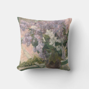 Coussin Lilacs dans la fenêtre par Mary Cassatt Peintre am