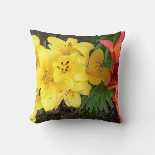 Coussin Lily Flower Rouge Vert & Jaune Photo Conçu (Recto)