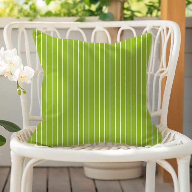 Coussin Lime Green White Summer Stripes (Créateur téléchargé)