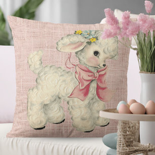 Coussin Linge rose vintage rétro avec agneau bébé mignon