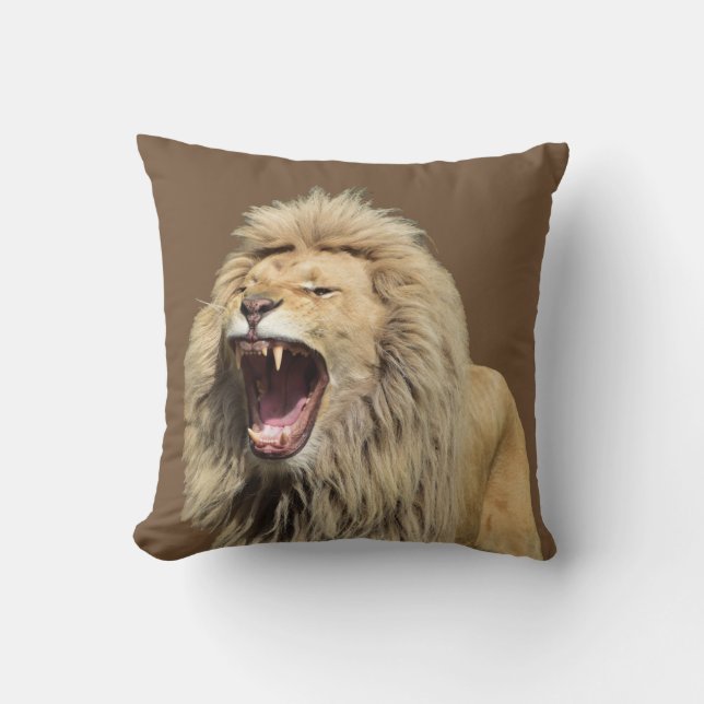 Coussin Lion haute tension (Recto)