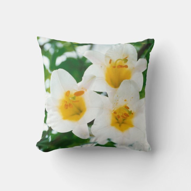 Coussin Lis blancs - Symbole d'amour (Recto)