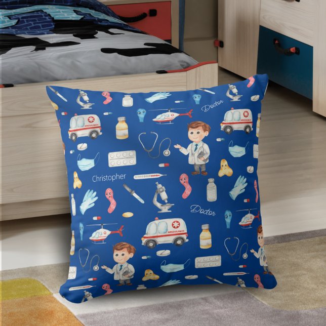 Coussin Little Boy Doctor Motif Médicale avec nom, bleu (Créateur téléchargé)