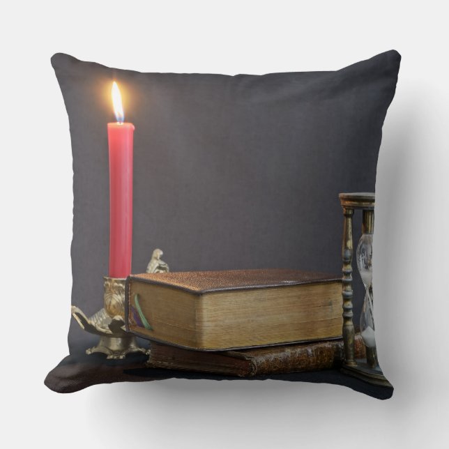 Coussin Livres anciens et sablier (Recto)