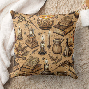 Coussin Livres & bougies de sorcellerie vintage motif