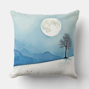 Coussin Lone Tree : Sérénité de la Pleine Lune Silencieuse