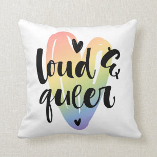 Coussin Loud et Queer  Coeur aquarelle