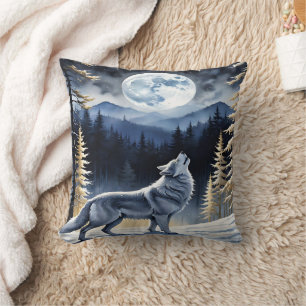 Coussin Loup hurlant sous une Pleine lune en forêt d'hiver