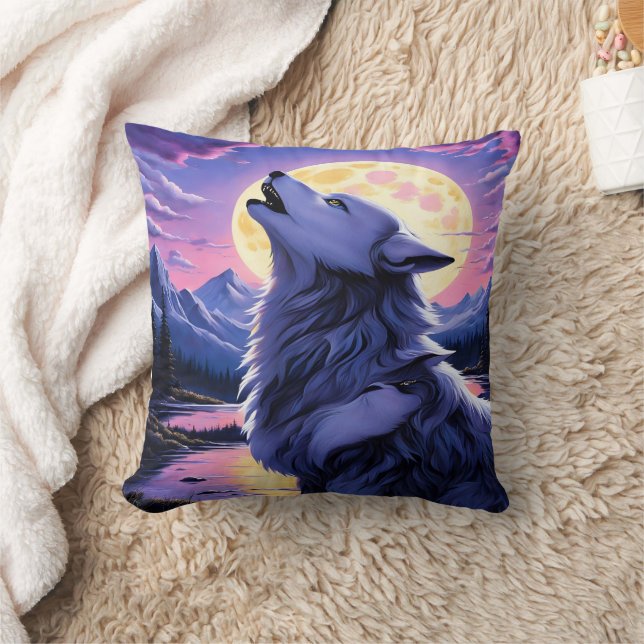 Coussin Loup majestueux hurlant sous une Pleine lune (Couverture)