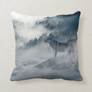 Coussin Loups dans le paysage hivernal de neige