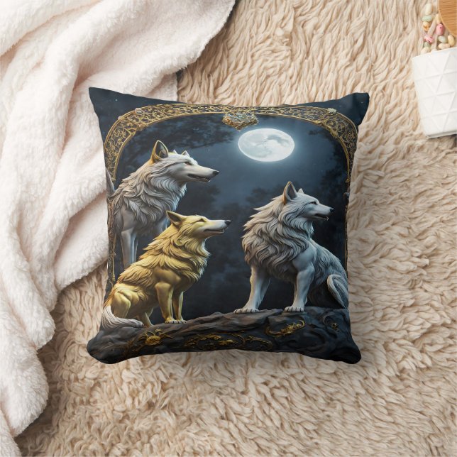 Coussin Loups majestueux sous la lune enchantée (Couverture)