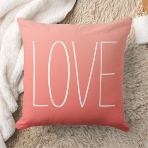 Coussin Love Coral Rose Moderne Typographie Simple