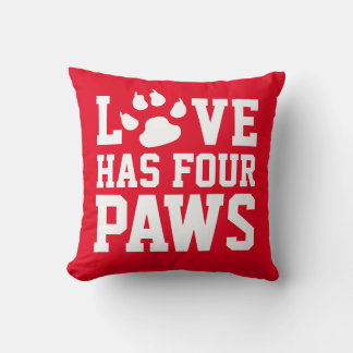 Coussin Love Has Four Paws