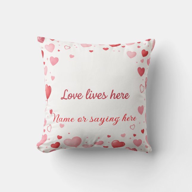 Coussin Love lives here Pink and Red hearts - Personalized (Recto)