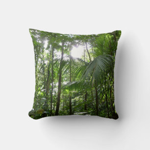 Coussin Lumière du soleil à travers la canopée de la forêt