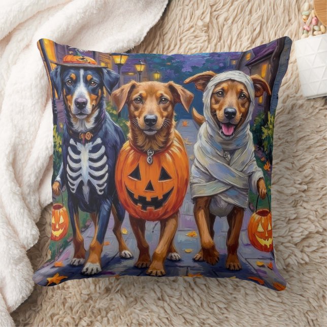 Coussin Lundehund norvégien Halloween Trick-or-Treating (Couverture)