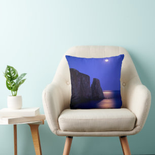 Coussin Lune au crépuscule Rocher Percé Côte Gaspésienne