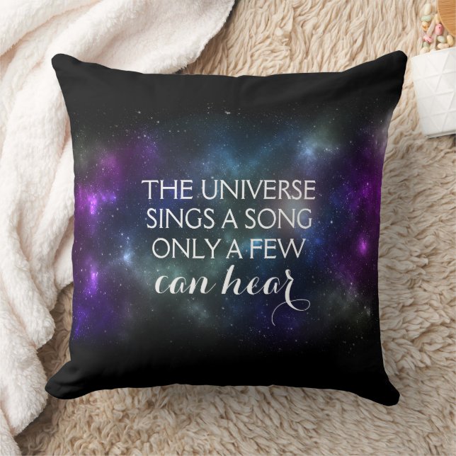 Coussin L'univers chante une chanson que seuls quelques un (Couverture)