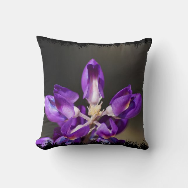 Coussin Lupine Wonder Black Edge (Recto)