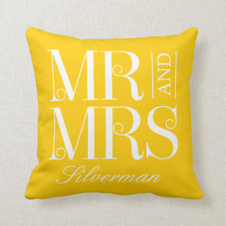 Coussin M. et Mme Custom Wedding Throw Pillow