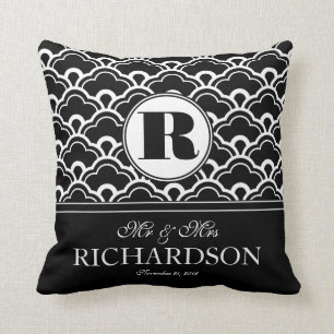 Coussin M. et Mme de monogramme de motif de feston de