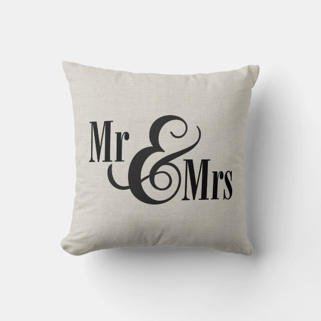 Coussin "M. & Mme" avec nom de famille et date de l'Est (Recto)