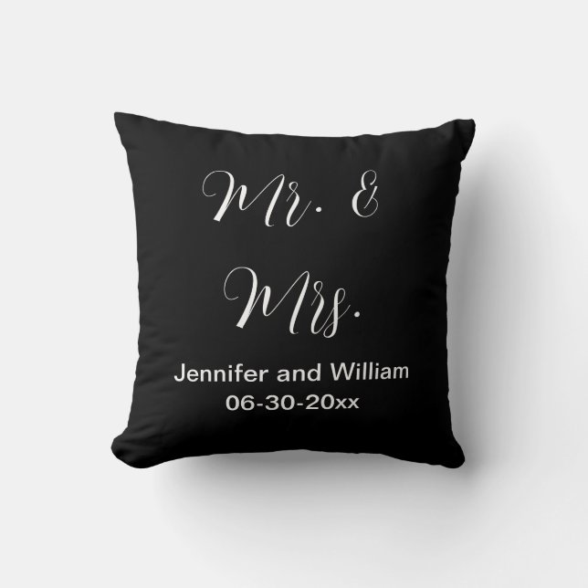 Coussin M. & Mme Elegant Script Noir Blanc Noms Mariage (Recto)