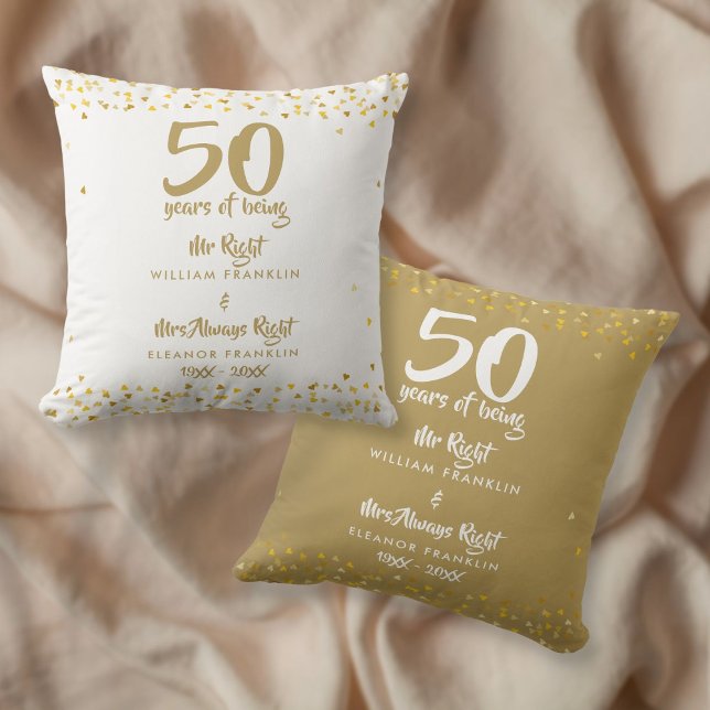 Coussin M. Mme Right Fun Golden 50e Anniversaire de Mariag (Mr Mrs Right Fun Golden 50th Wedding Anniversary Throw Pillow)